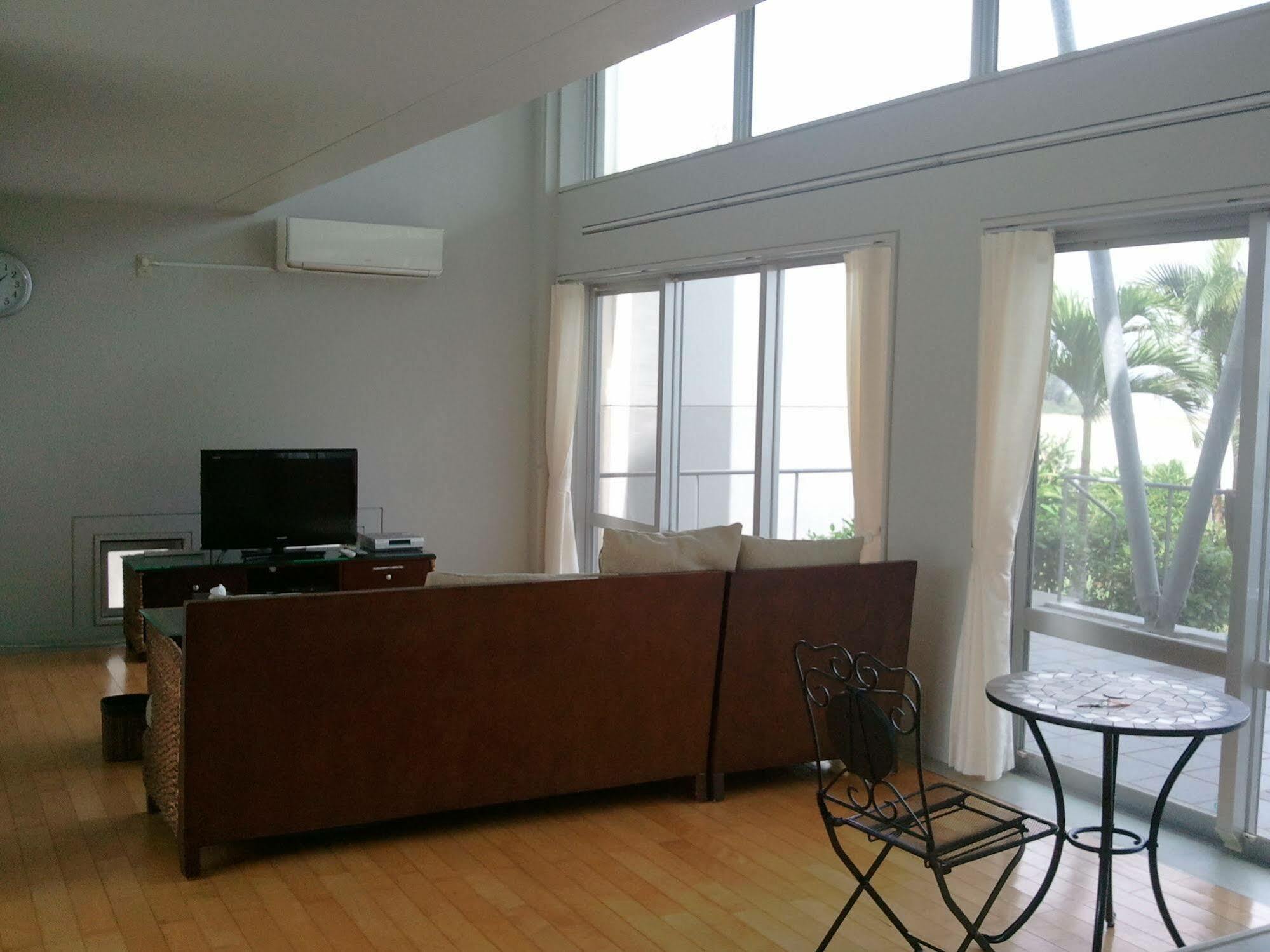 The Green Terrace Aparthotel Miyakojima  Exterior photo